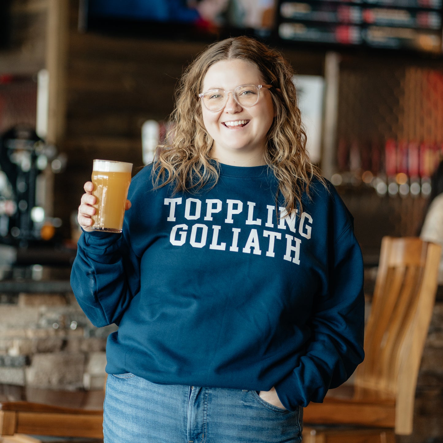 Champion Crewneck-Navy