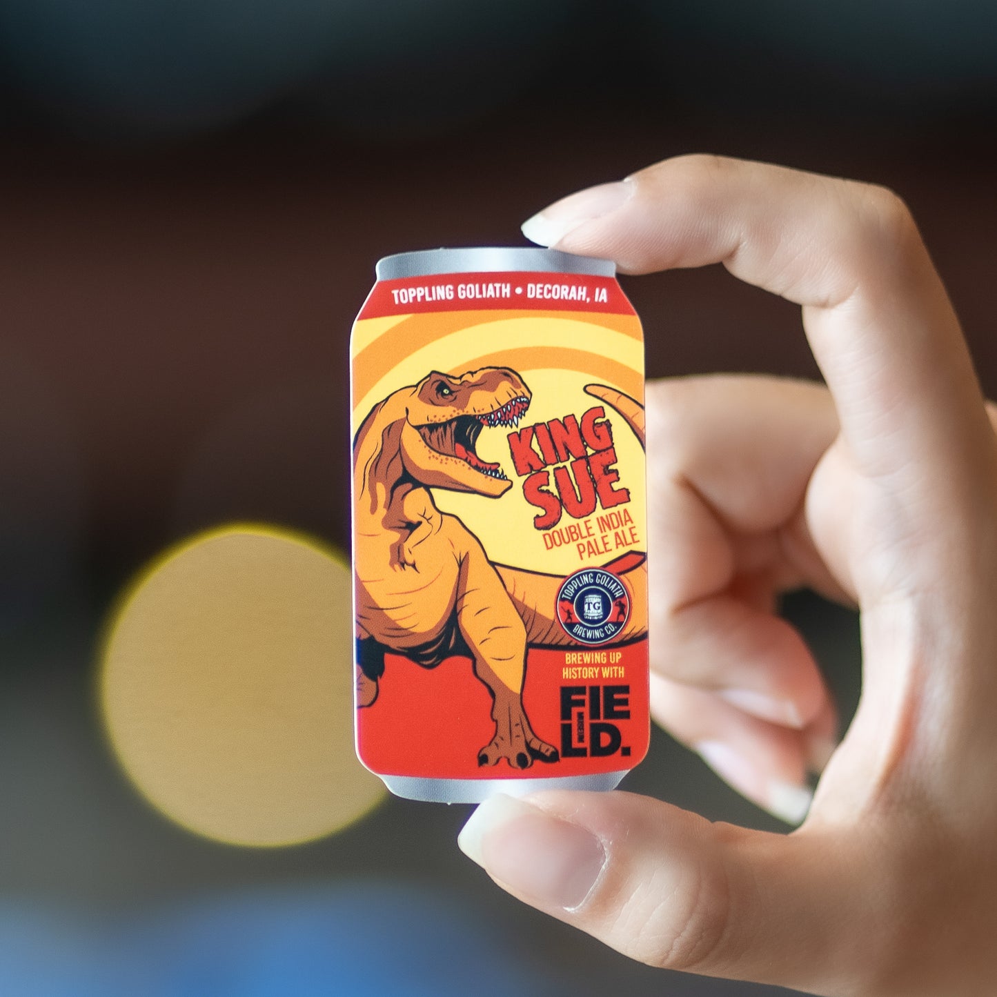 Sticker-King Sue Can